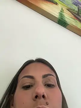 kifanyy online show from March 2026 07:16:01 PM