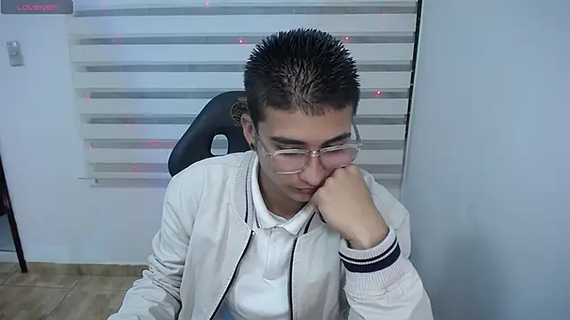  chloe 1 online show from April 2026 03:45:02 AM