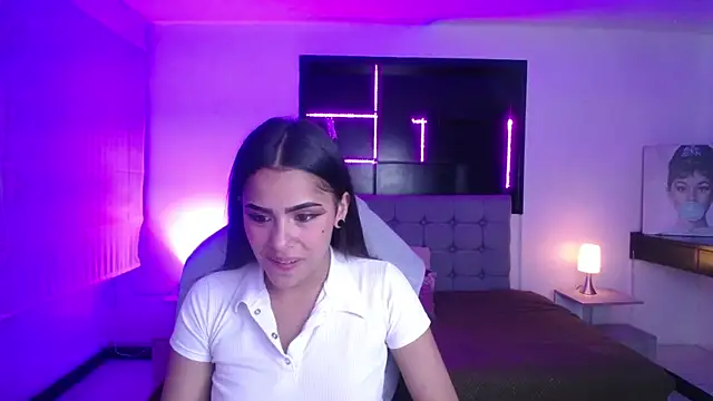  chloe 1 online show from March 2026 09:06:01 PM