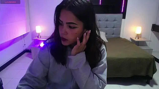  chloe 1 online show from March 2026 01:19:02 PM