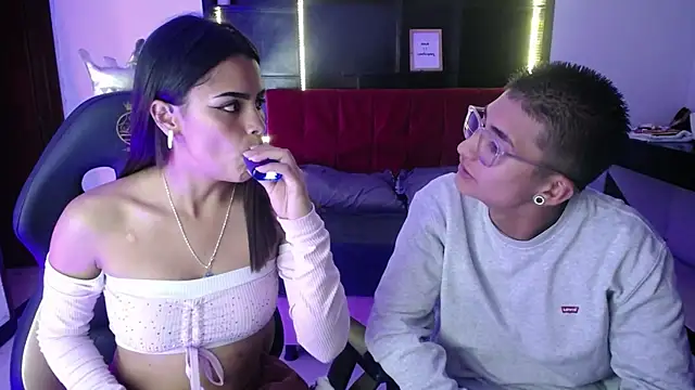  chloe 1 online show from April 2026 04:36:01 AM