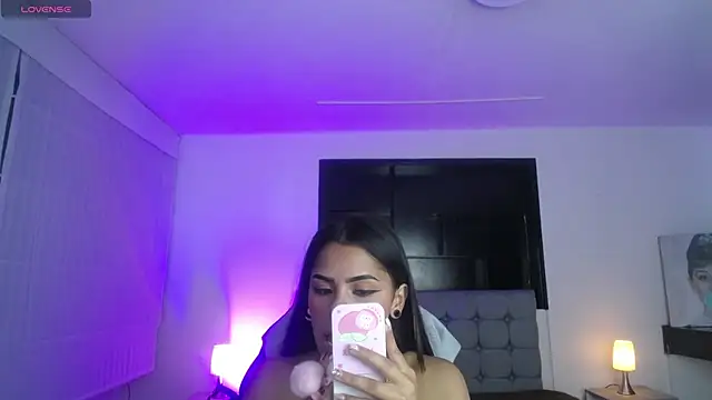  chloe 1 online show from March 2026 07:40:02 PM