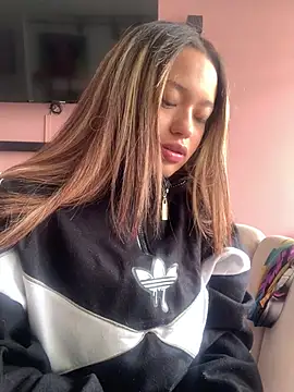 Baby Pink Love online show from March 2026 06:56:01 PM