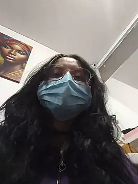 Naomimolie online show from March 2026 11:10:01 AM