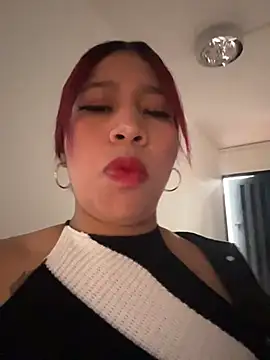 Cherry Charlottee online show from May 2026 07:35:01 PM