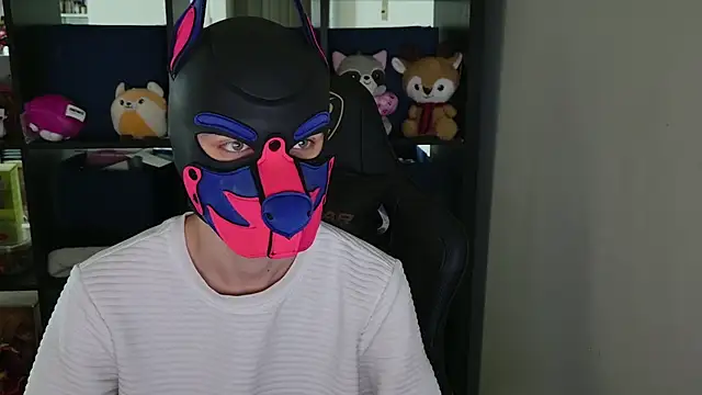 Snapshot of MellPUP chatting on April 2026 09:30:01 PM MellPUP online show from April 2026 09:30:01 PM