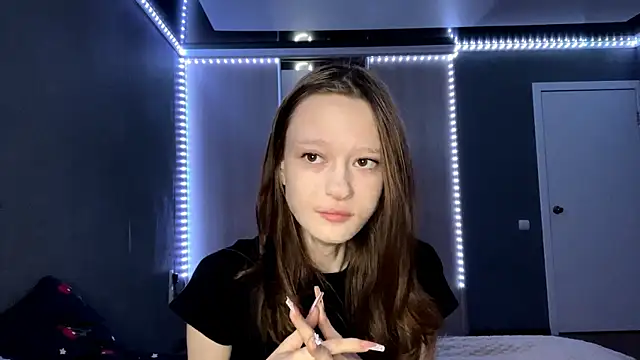 HousedMud online show from April 2026 08:05:01 PM