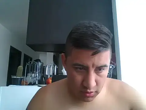 Snapshot of Sneyd10 chatting on March 2026 02:36:01 PM Sneyd10 online show from March 2026 02:36:01 PM