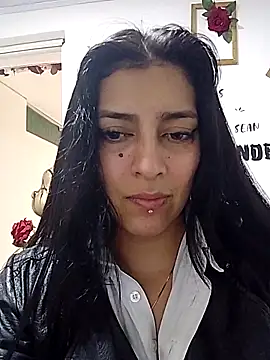 jaade doll online show from March 2026 01:11:01 PM