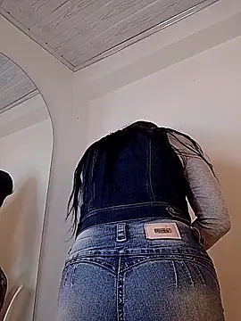 jaade doll online show from April 2026 01:58:02 PM