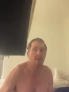Snapshot of MrBombasticxxx chatting on May 2026 07:33:02 PM MrBombasticxxx online show from May 2026 07:33:02 PM