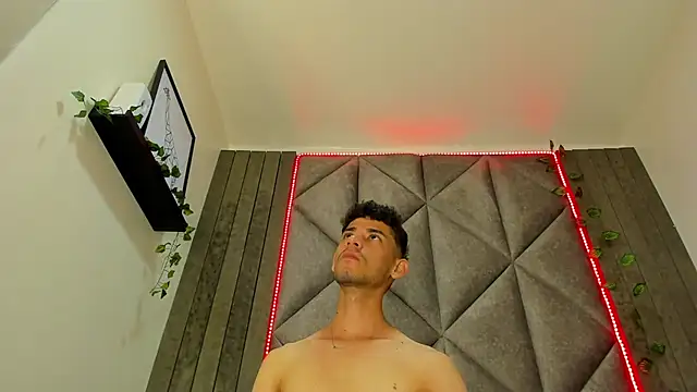 Snapshot of DamianStonee chatting on March 2026 01:19:02 PM DamianStonee online show from March 2026 01:19:02 PM