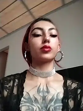 Aviigail online show from April 2026 01:04:01 PM