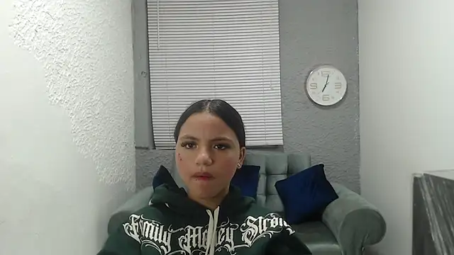 Snapshot of kimmyfuckass chatting on April 2026 01:41:02 PM kimmyfuckass online show from April 2026 01:41:02 PM