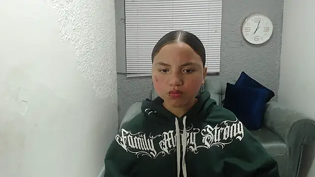 kimmyfuckass online show from March 2026 12:18:01 PM