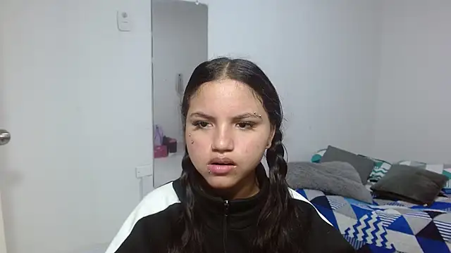 kimmyfuckass online show from July 2026 12:20:02 PM