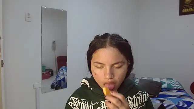 kimmyfuckass online show from June 2026 12:16:02 PM