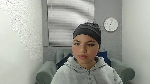 kimmyfuckass online show from May 2026 12:13:02 PM