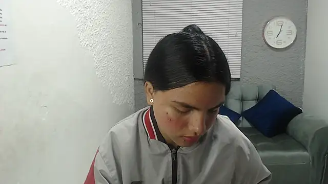 kimmyfuckass online show from April 2026 12:09:01 PM