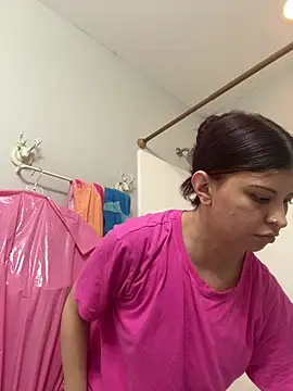 rubie roja online show from July 2026 03:24:01 PM