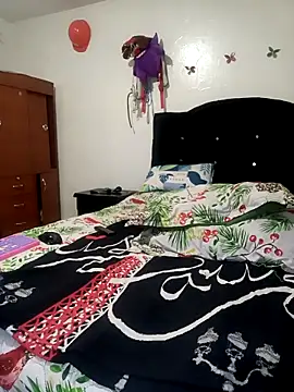 naomi unu online show from April 2026 09:54:02 PM