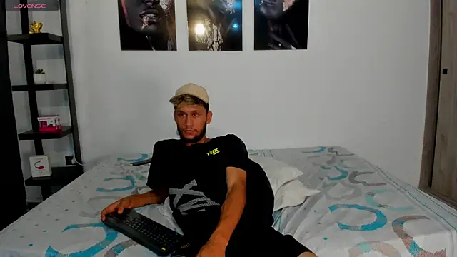 TedyX99 online show from April 2026 10:22:01 AM