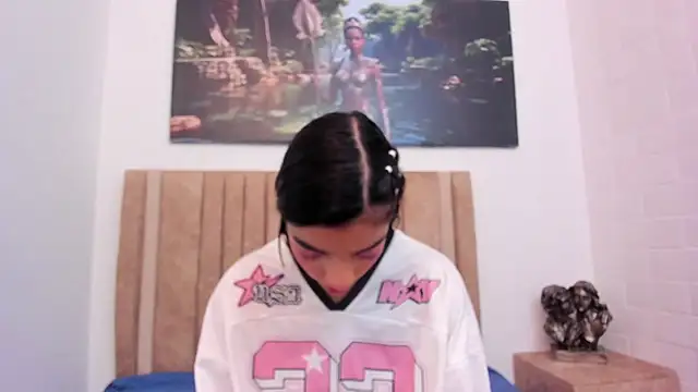Thalia parkerr  online show from May 2026 12:11:01 PM