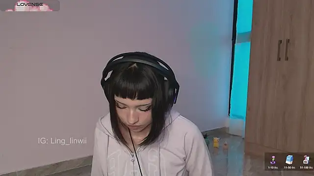 Snapshot of ling_meow chatting on July 2026 01:22:01 PM ling meow online show from July 2026 01:22:01 PM