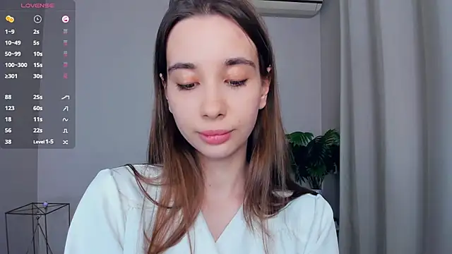 LaceyLettman online show from April 2026 01:46:02 PM