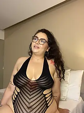AlmaraRouge online show from July 2026 08:27:02 PM