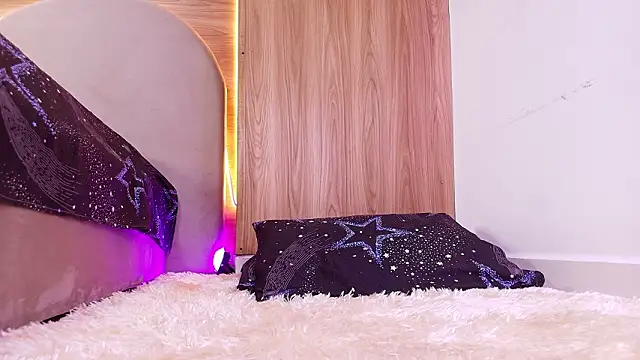 kiara lp online show from March 2026 03:17:01 AM