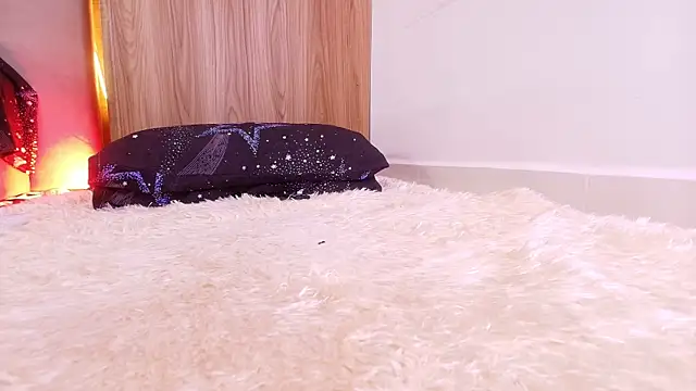 kiara lp online show from April 2026 07:45:01 AM