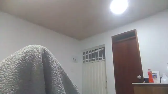 Jiwon Han online show from April 2026 01:23:01 AM