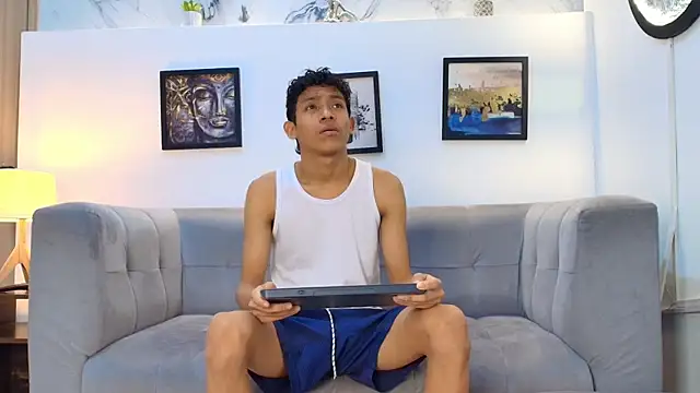 SKINNY BOYXXX online show from March 2026 07:17:01 AM