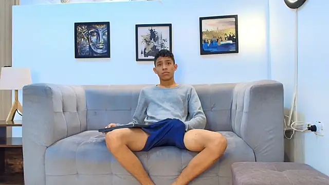 SKINNY BOYXXX online show from April 2026 07:25:02 AM