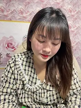 Little Muse78 online show from April 2026 01:39:01 PM