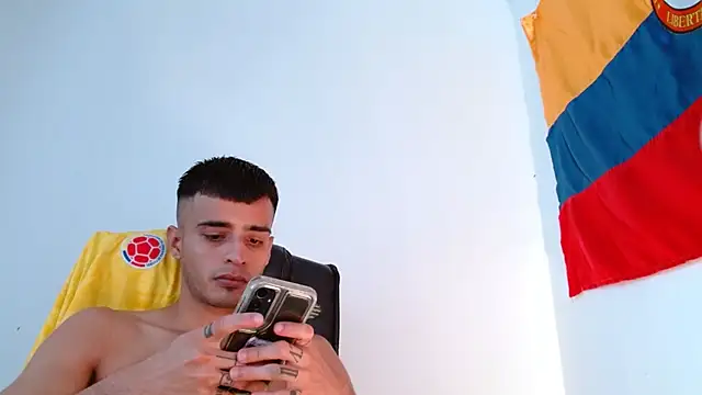 Snapshot of Bad_Boy_Carter69 chatting on June 2026 06:13:02 PM Bad Boy Carter69 online show from June 2026 06:13:02 PM