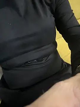 Snapshot of Marina_cross chatting on March 2026 05:58:01 AM Marina cross online show from March 2026 05:58:01 AM