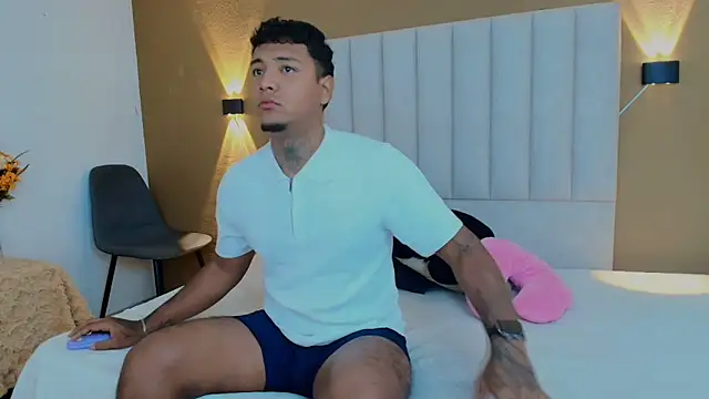 Axell king07 online show from April 2026 12:32:02 PM