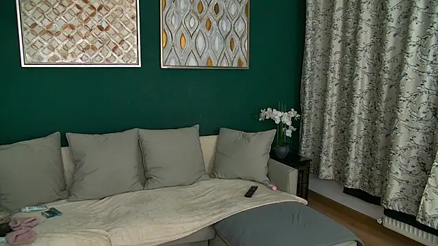 SkinnyNatty online show from April 2026 03:46:02 AM