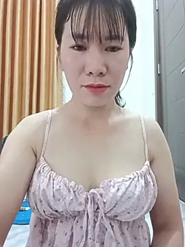 Bondgirl 9 online show from July 2026 10:40:02 PM