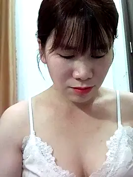 Bondgirl 9 online show from May 2026 05:07:01 PM