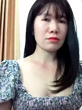 Bondgirl 9 online show from June 2026 06:05:02 PM