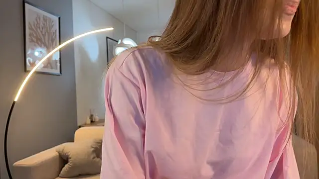 meower  online show from April 2026 04:37:01 AM