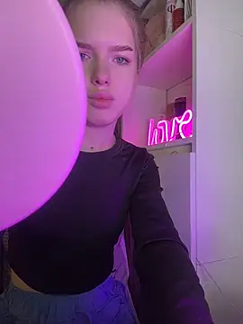 KayShaw online show from March 2026 02:51:01 AM