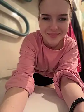 KayShaw online show from April 2026 05:25:01 PM