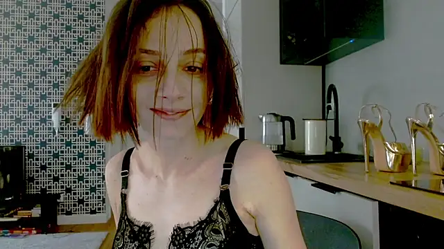 misssweet online show from April 2026 12:01:01 PM