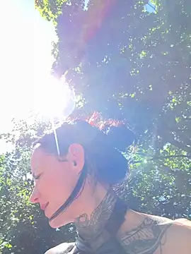 SkinnyLilly online show from May 2026 12:12:01 PM