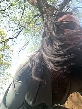 SkinnyLilly online show from April 2026 11:35:01 AM