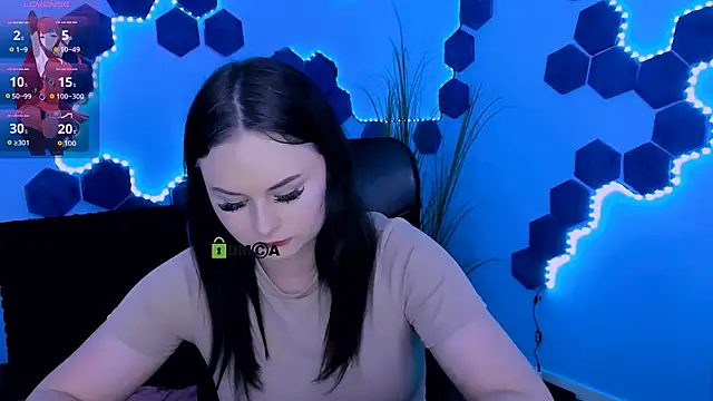 miss courtney  online show from March 2026 12:17:01 PM